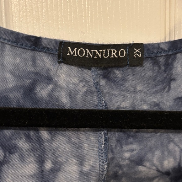 Blue Tie-Dye Short Sleeve Women's Top - Picture 3 of 7